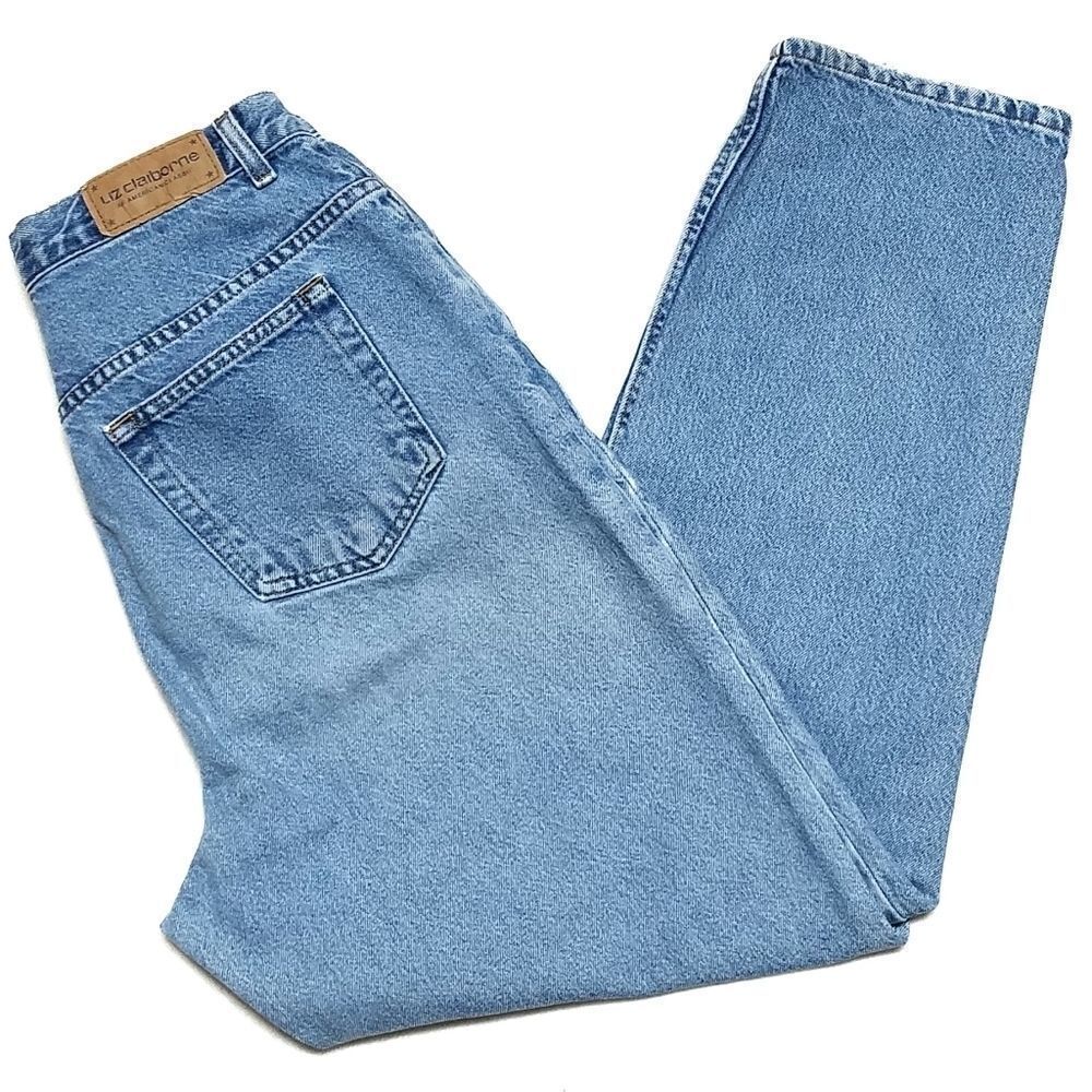 VINTAGE Liz Claiborne Classic Fit Light Wash Jeans